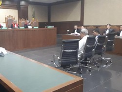 Terima Uang dari Gatot Pujo, Dua Eks Anggota DPRD Dituntut 4 Tahun Bui
