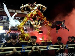 Wow, Pawai Ogoh-ogoh di Bali Meriah Banget