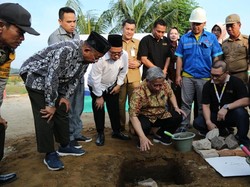 CT Arsa Bangun 2 Madrasah Terdampak Tsunami Selat Sunda