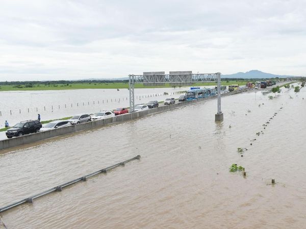 Penampakan Tol Madiun Terendam Banjir Saat Dipotret dari Udara