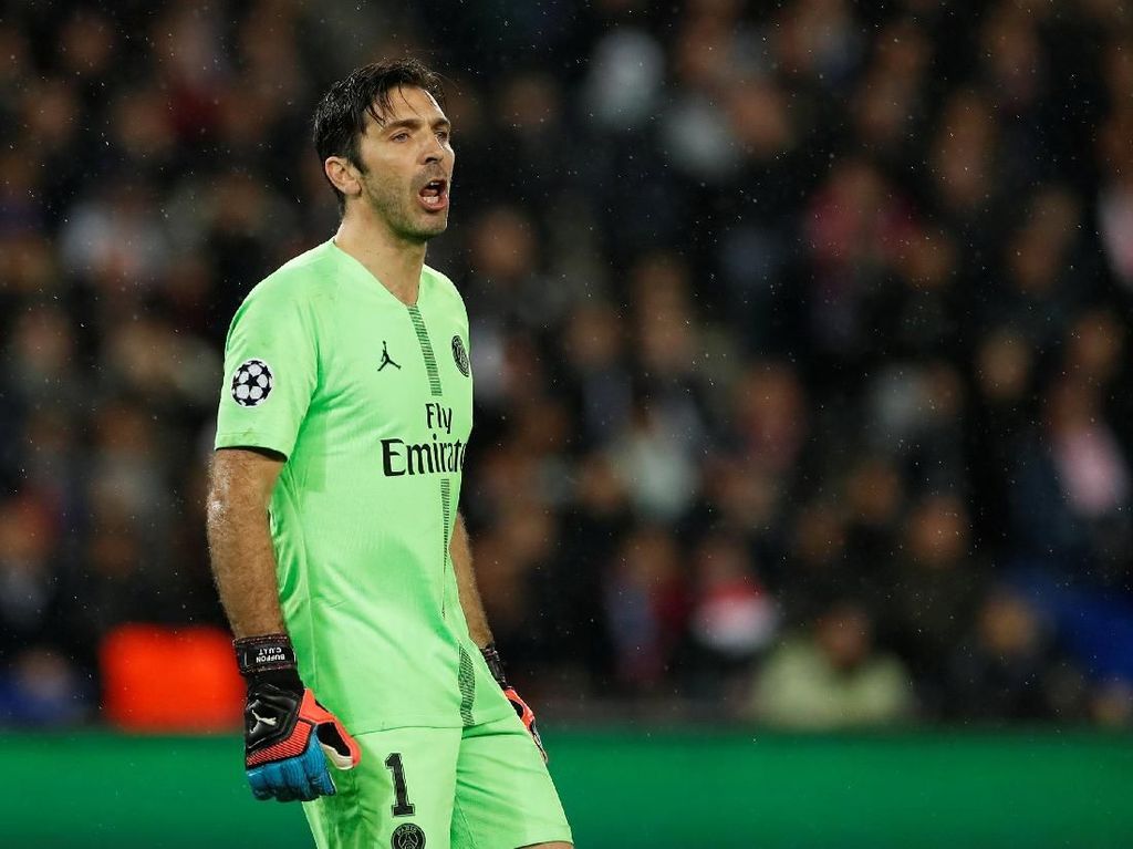 Gianluigi Buffon Tinggalkan Paris Saint-Germain Gianluigi Buffon Tinggalkan Paris Saint-Germain