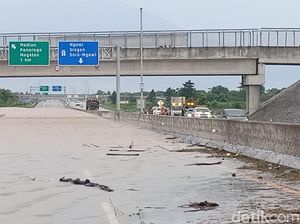 Banjir Belum Surut, Begini Pengalihan Arus Lalin di Tol Madiun Banjir Belum Surut, Begini Pengalihan Arus Lalin di Tol Madiun