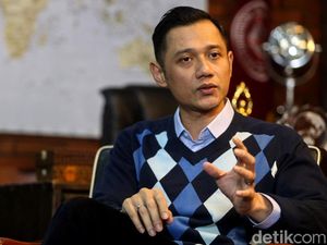 Rel Ganda AHY, Ke Stasiun Mana? Rel Ganda AHY, Ke Stasiun Mana?