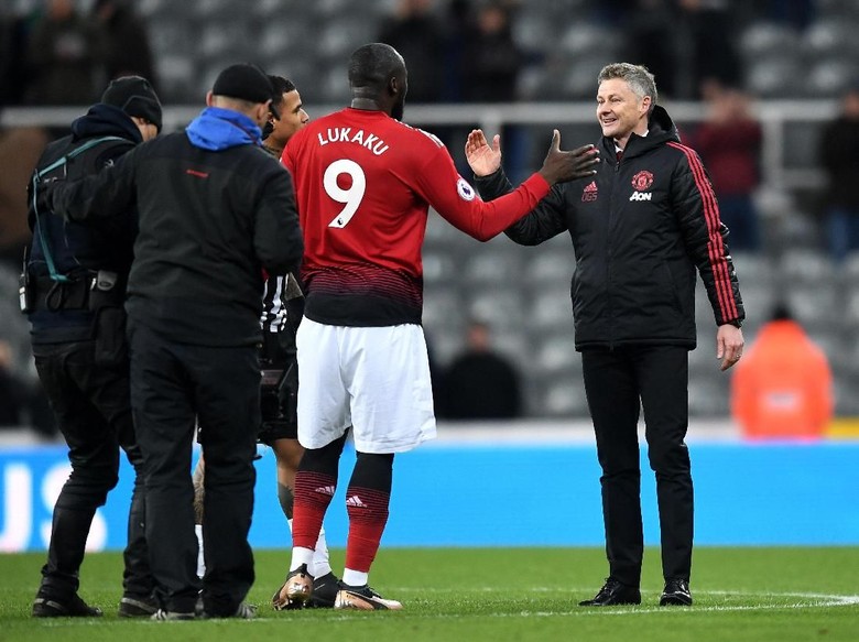 Lukaku: Solskjaer Akan Bertahan di MU