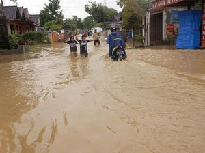 7 Jam Diguyur Hujan, Trenggalek Terendam Banjir
