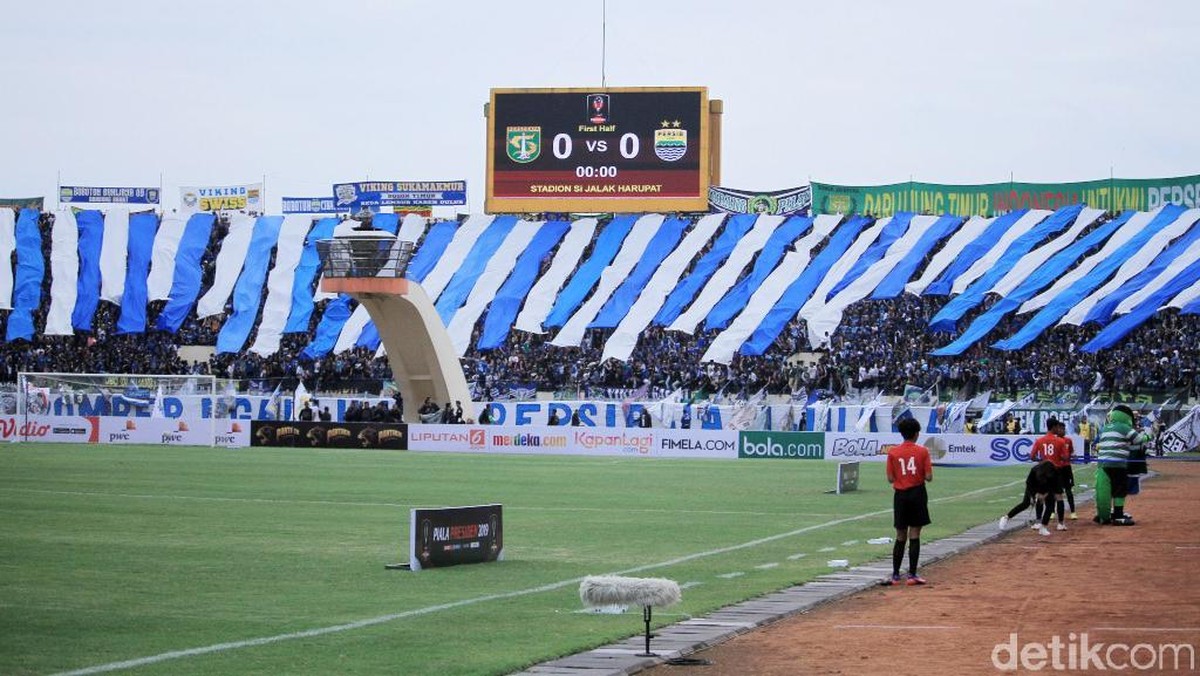 Stadion Si Jalak Harupat diprediksi akan sepi penonton nanti malam. (Wisma Putra/detikSport)