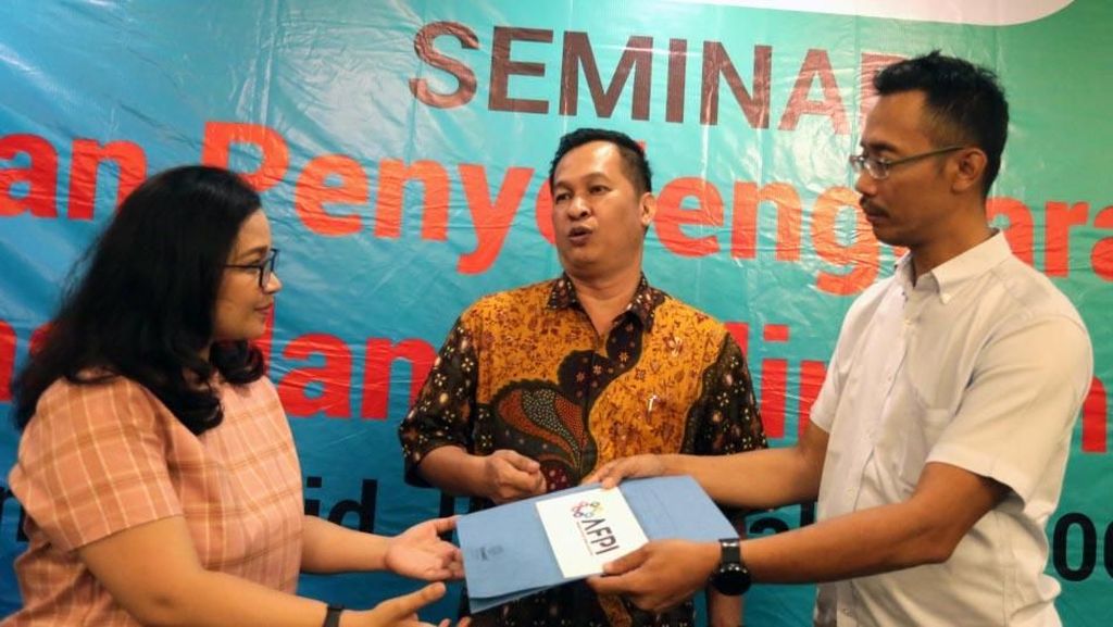 Meneropong Masa Depan Fintech di Indonesia Meneropong Masa Depan Fintech di Indonesia