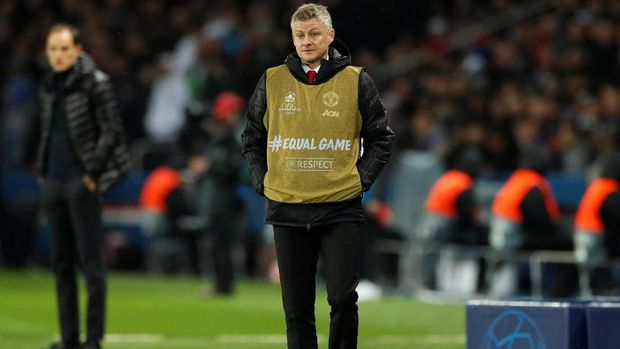 Ole Gunnar Solskjaer dinilai Paul Pogba mampu mengangkat kepercayaan diri para pemain Manchester United. (