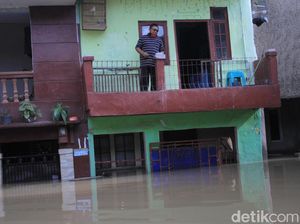 Luapan Citarum Rendam 6.361 Rumah di Kabupaten Bandung Luapan Citarum Rendam 6.361 Rumah di Kabupaten Bandung