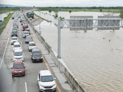 Tol Kebanjiran, Oposisi Lepas Serangan