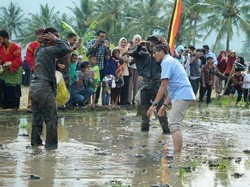 Kampanye di Padang Panjang, Sandiaga Pamer Jurus Tepok Jidat