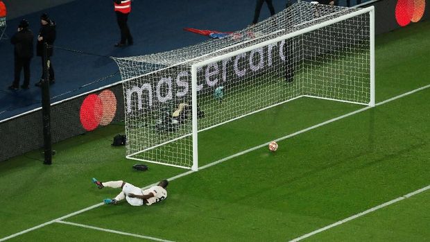 Babak I: Manchester United 2-1 Paris Saint-Germain
