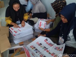 Pelipatan Surat Suara Dimulai, KPU Kota Kendari Beri Upah Rp 90/Lembar