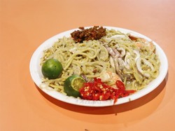 Hokkien Mee Berpredikat Michelin Ini Diracik Kakek 70 Tahun