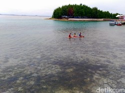 Kepulauan Seribu: Bali Baru yang Bertarung Melawan Sampah Kiriman