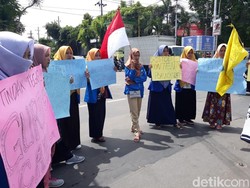Marak Begal Payudara, Aktivis Perempuan Gelar Aksi Keprihatinan