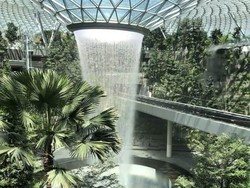 Pelan-pelan Changi Sepi