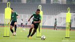 Serius Berlatih, Para Pemain Berebut Tempat di Timnas U-23