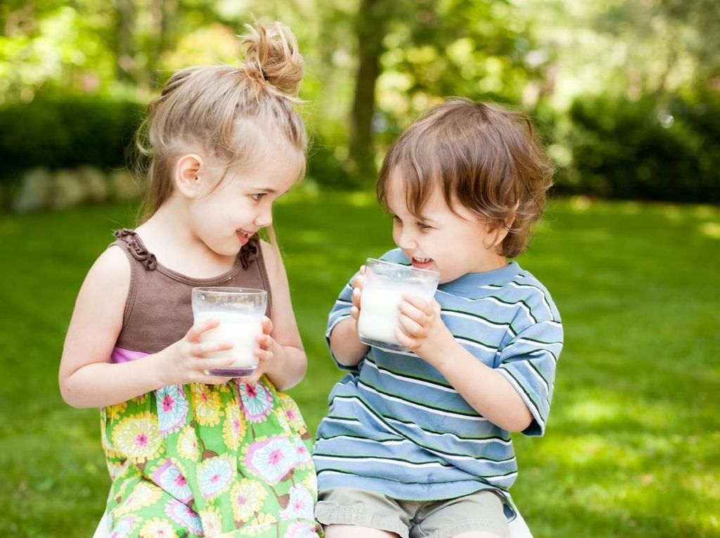 Takaran Susu yang Boleh Diberikan pada Anak Satu Tahun