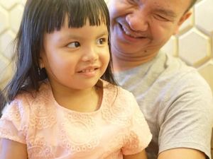 Kebahagiaan Shakira Putri Denada Saat Dijenguk Anies Baswedan