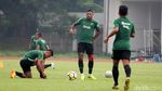 Serius Berlatih, Para Pemain Berebut Tempat di Timnas U-23