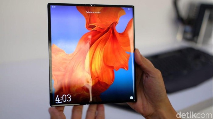 Huawei Mate X. Foto: Adi Fida Rahman/detikinet