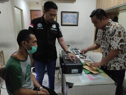 Polisi: Eddo Eks Finalis Idol Diduga Jadi Kurir Narkoba