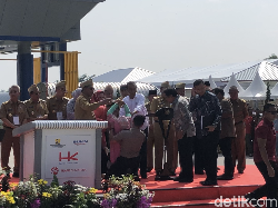 Seorang Ibu Ngadu ke Jokowi Lahan Belum Dibayar, HK: Sudah Sesuai Aturan