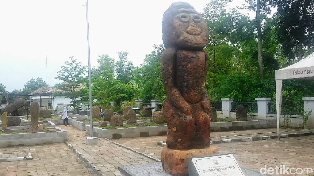 Foto: Situs Megalitikum Berusia Ribuan Tahun di Bondowoso