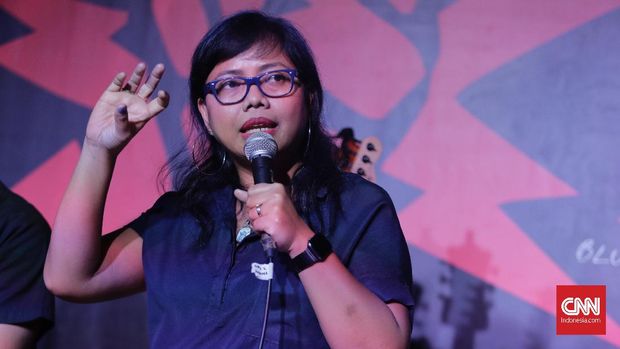 Pakar Hukum Tata Negara Bivitri Susanti menilai Mahfud MD inkonsisten.