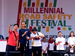 Jokowi Ingatkan Pengendara: Pakai Jaket Biar Nggak Masuk Angin