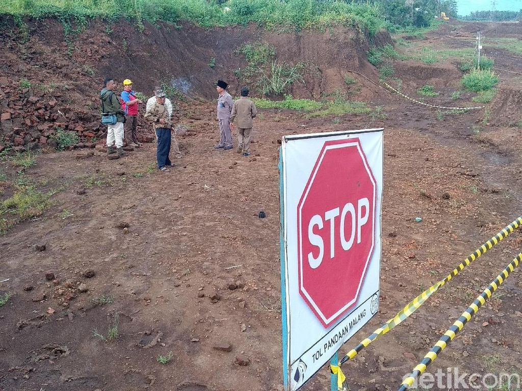 Ungkap Sejarah Situs Kuno, Proyek Tol Pandaan-Malang Dihentikan Ungkap Sejarah Situs Kuno, Proyek Tol Pandaan-Malang Dihentikan