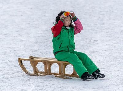 Dari Balik Lensa, Begini Serunya Main Salju di Korea Utara Dari Balik Lensa, Begini Serunya Main Salju di Korea Utara