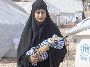 Mantan Pengantin ISIS Kini Lepas Hijab, Minta Dikirimkan Baju dari Inggris Mantan Pengantin ISIS Kini Lepas Hijab, Minta Dikirimkan Baju dari Inggris