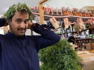 Laki-laki Bunga, Sisi Lain Arab Saudi yang Tak Banyak Diketahui