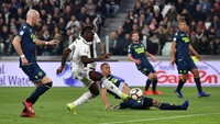 Kean, yang dipercaya jadi starter, membuka keunggulan Juventus pada menit ke-11. Foto: Tullio M. Puglia/Getty Images