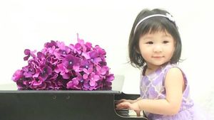 Bikin Gemas! Aksi Bayi dan Batita Ketika Main Piano