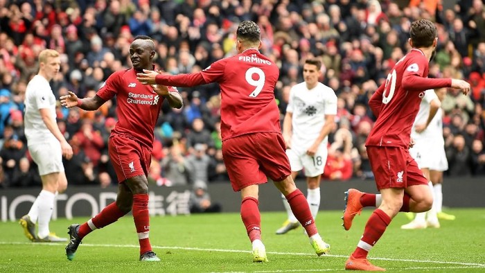 Liverpool Ungguli Burnley 2-1 di Babak Pertama