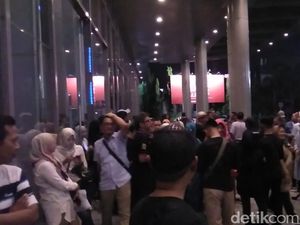 Konser Hadapi dengan Senyuman Ditunda, Pembeli Tiket Refund Mulai Besok Konser Hadapi dengan Senyuman Ditunda, Pembeli Tiket Refund Mulai Besok