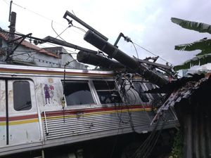 Begini Alur Klaim Asuransi Korban KRL Jakarta-Bogor yang Terguling