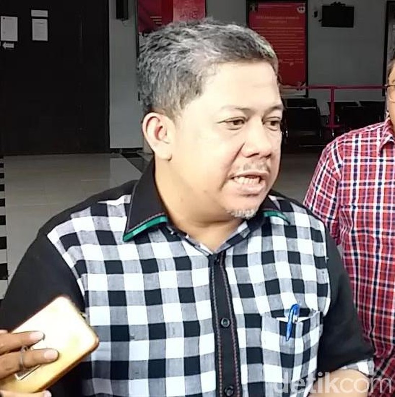 Fahri Hamzah Sebut Prabowo Istirahat: Pendukung Harus Mengerti Fahri Hamzah Sebut Prabowo Istirahat: Pendukung Harus Mengerti