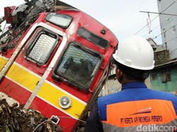 Dirut KAI Harap Insiden KRL Terguling Tak Bikin Penumpang Jera