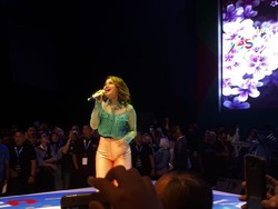 Penampilan Rossa Tutup Gelaran Bandung YES 2019, Peserta Baper!