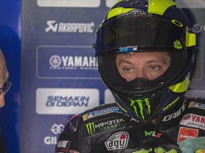 Valentino Rossi Bikin Giacomo Agostini Terus Hidup