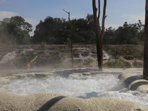 Fenomena Salju Panas di Sumatera Utara yang Harusnya Viral