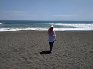 Satu Lagi Pantai yang Indah di Selatan Yogyakarta