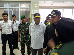 KRL Anjlok dan Terguling di Bogor, Menteri Perhubungan Minta Maaf