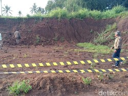 Situs di Tengah Tol Pandaan-Malang Belum Bisa Diidentifikasi