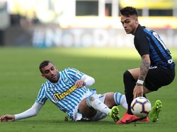 Skuat asuhan Luciano Spalletti ini tak sekalipun mencatatkan sepakan ke arah gawang Emiliano Viviano.