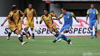 Di babak kedua, Bhayangkara bisa menyamakan skor pada menit ke-52. 